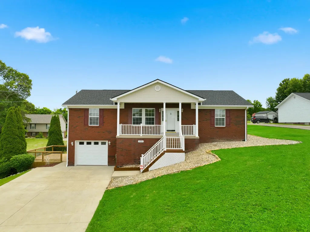 1220 Kenzie Court Berea KY 40403