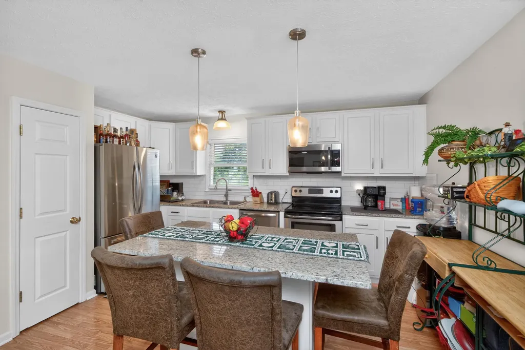 312 Bell Lawn Drive Nicholasville KY 40356