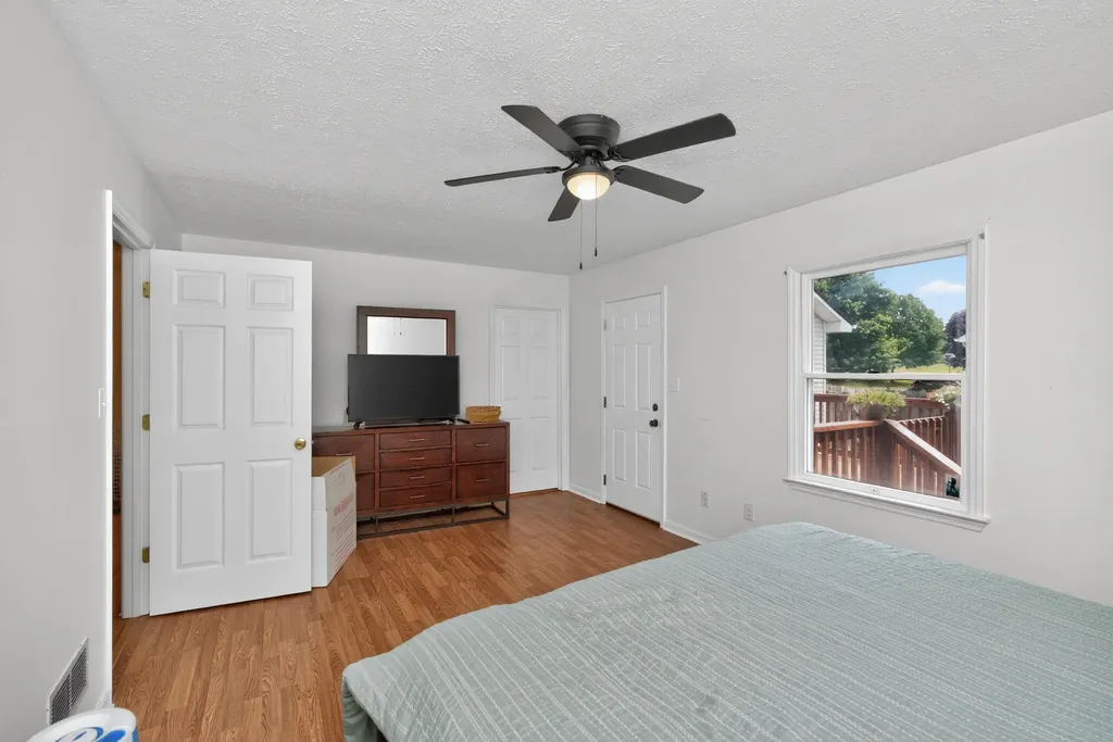 312 Bell Lawn Drive Nicholasville KY 40356