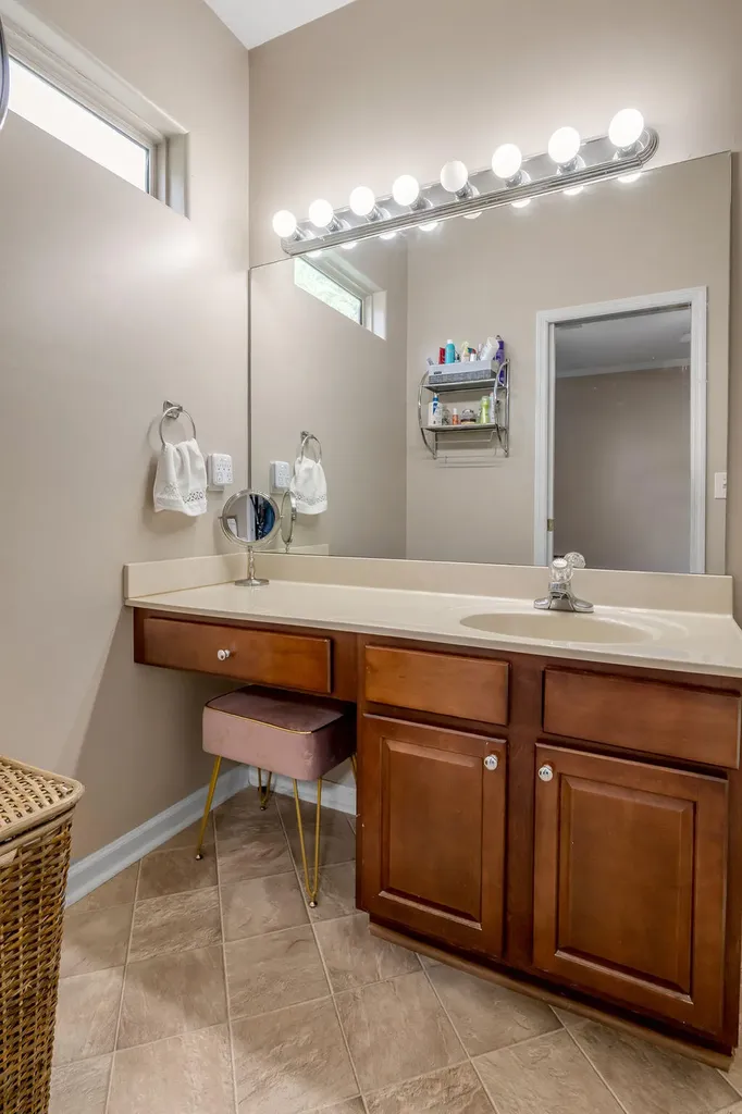 308 Princess Arch Lane Lexington KY 40511