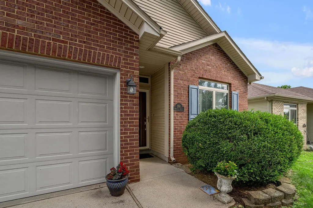 308 Princess Arch Lane Lexington KY 40511