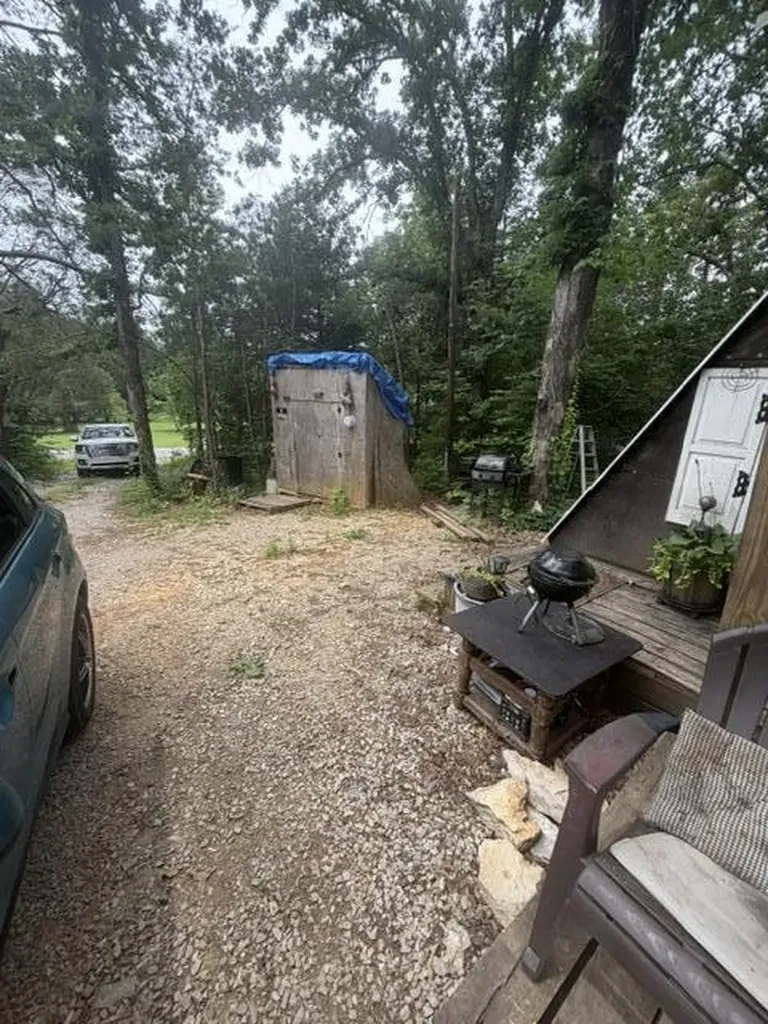 970 Lakeshore Drive Burnside KY 42519