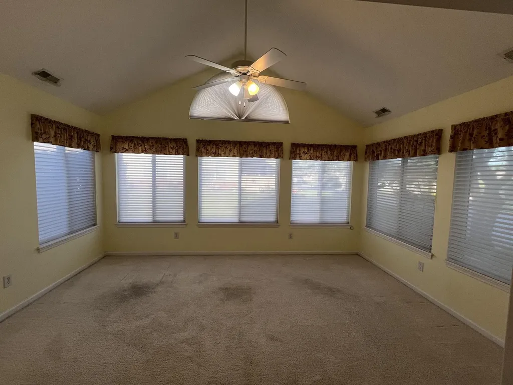 215 Churchill Crossing Nicholasville KY 40356