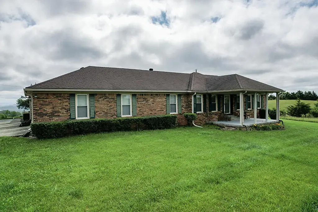 690 Whites Road Perryville KY 40468