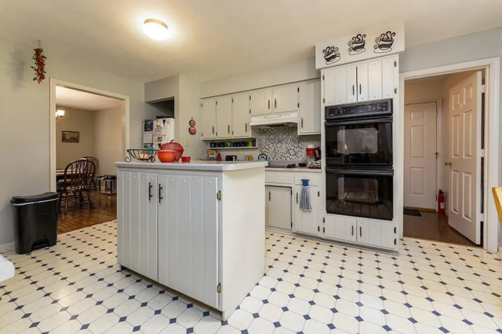 690 Whites Road Perryville KY 40468