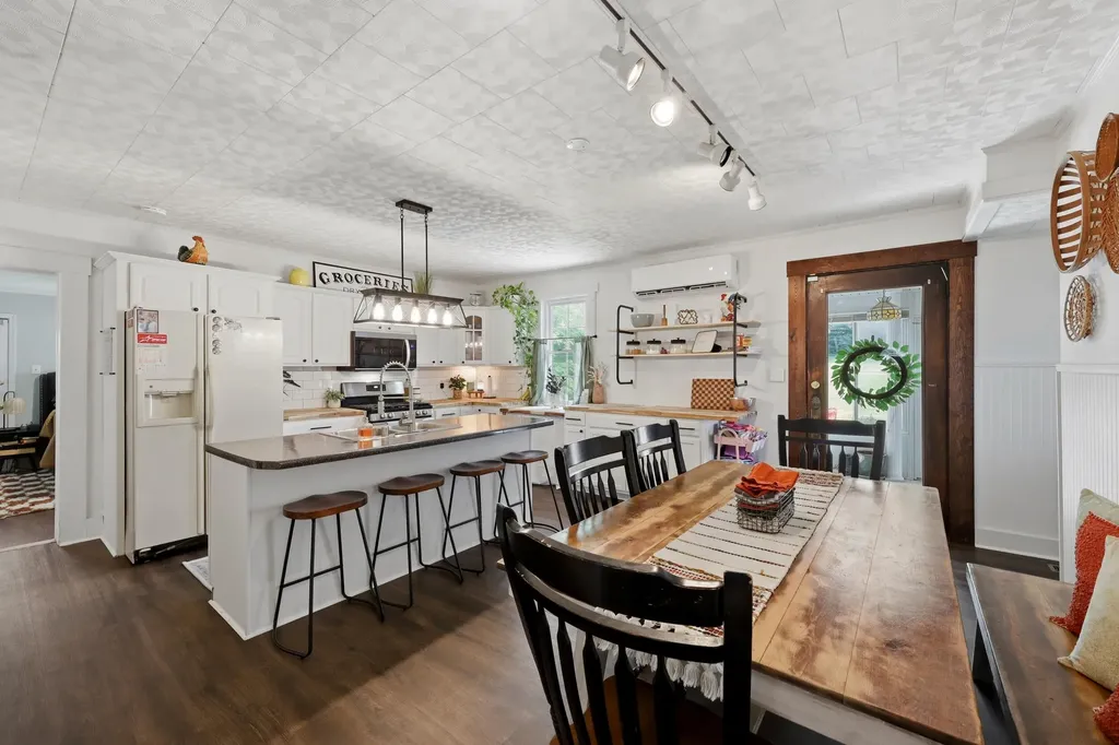 1697 Stamping Ground Road Georgetown KY 40324