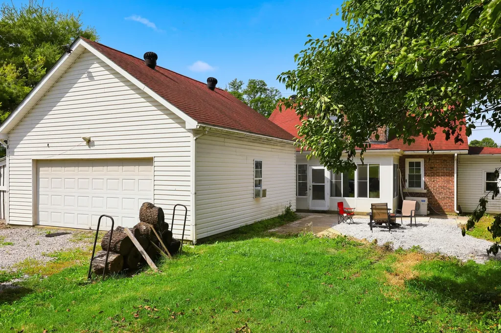 1697 Stamping Ground Road Georgetown KY 40324