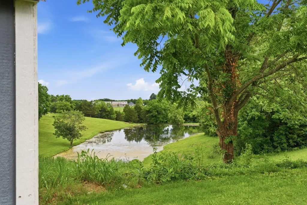 1129 Jamestown Drive Berea KY 40403