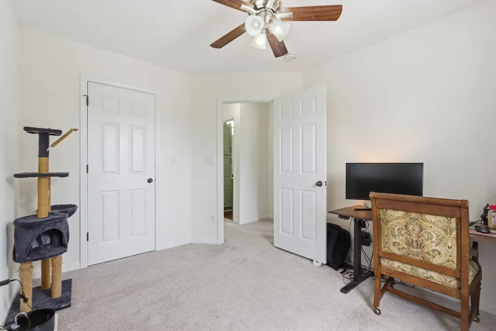 1129 Jamestown Drive Berea KY 40403