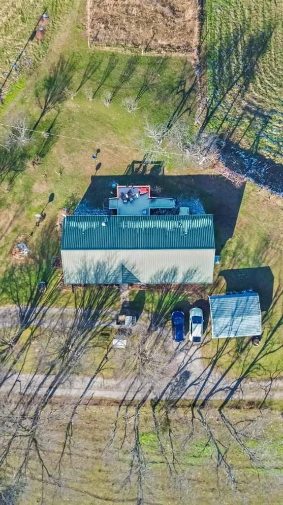 704 Cardwell Road Harrodsburg KY 40330