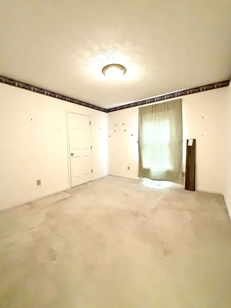 166 Secretariat Drive Harrodsburg KY 40330