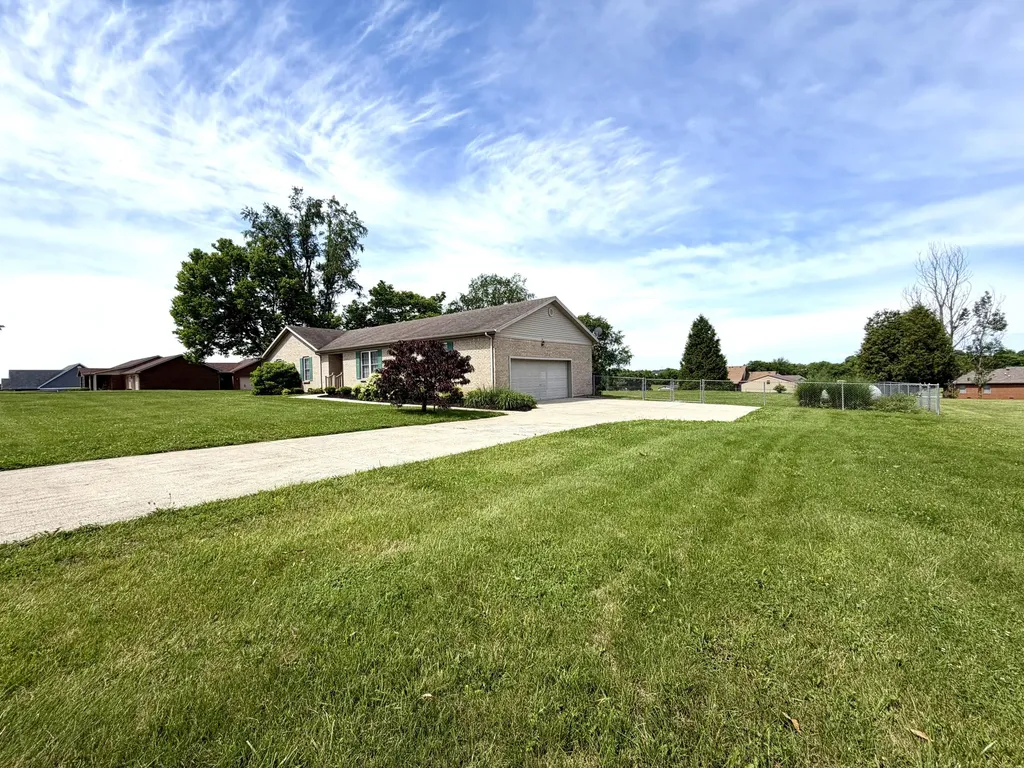 166 Secretariat Drive Harrodsburg KY 40330