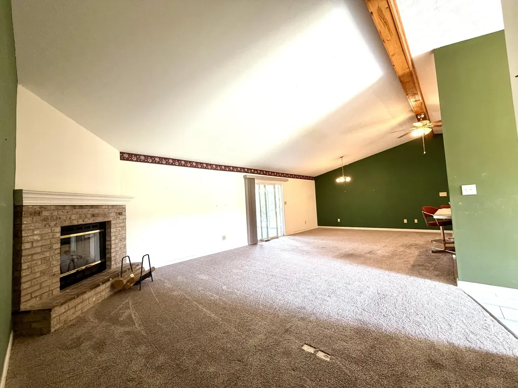 166 Secretariat Drive Harrodsburg KY 40330
