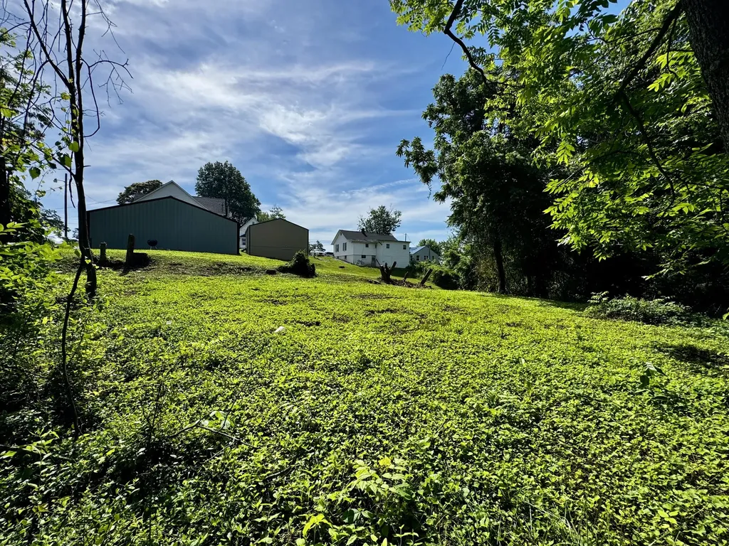 102 Miller Street Somerset KY 42501