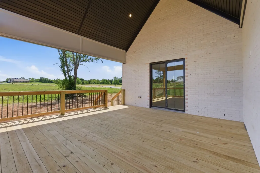 229 Madison Avenue Nicholasville KY 40356