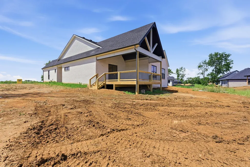 229 Madison Avenue Nicholasville KY 40356
