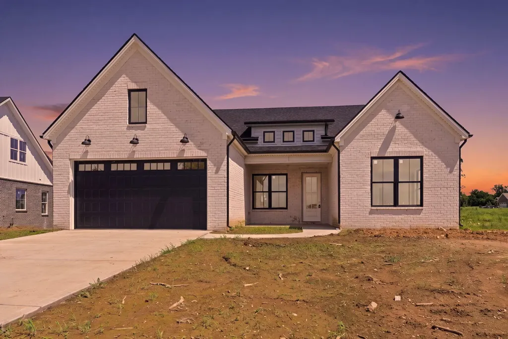 229 Madison Avenue Nicholasville KY 40356