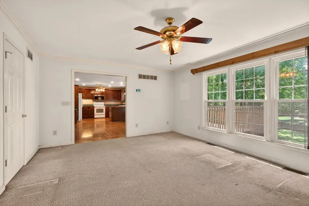 1005 Crimson Creek Drive Lexington KY 40509