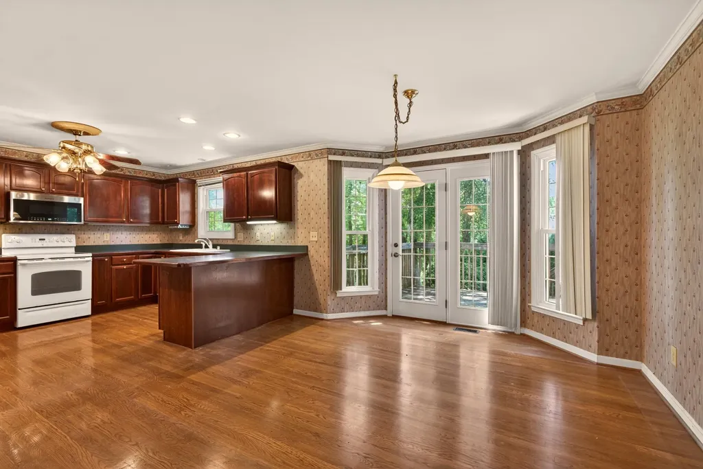 1005 Crimson Creek Drive Lexington KY 40509