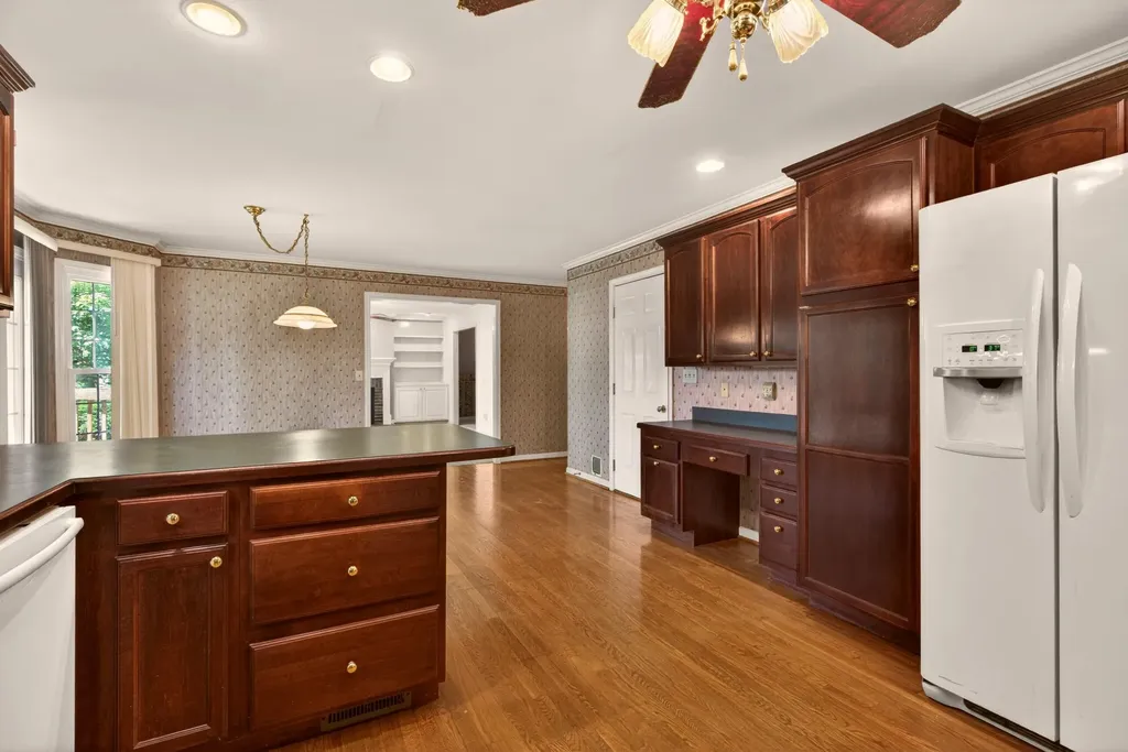 1005 Crimson Creek Drive Lexington KY 40509