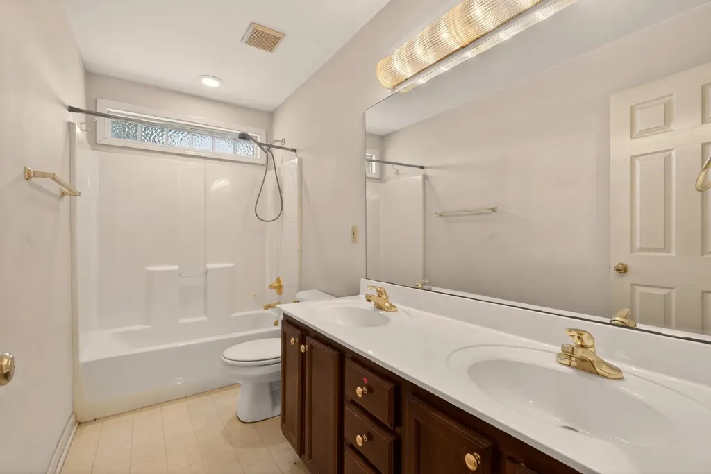 1005 Crimson Creek Drive Lexington KY 40509