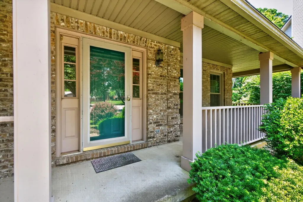 1005 Crimson Creek Drive Lexington KY 40509