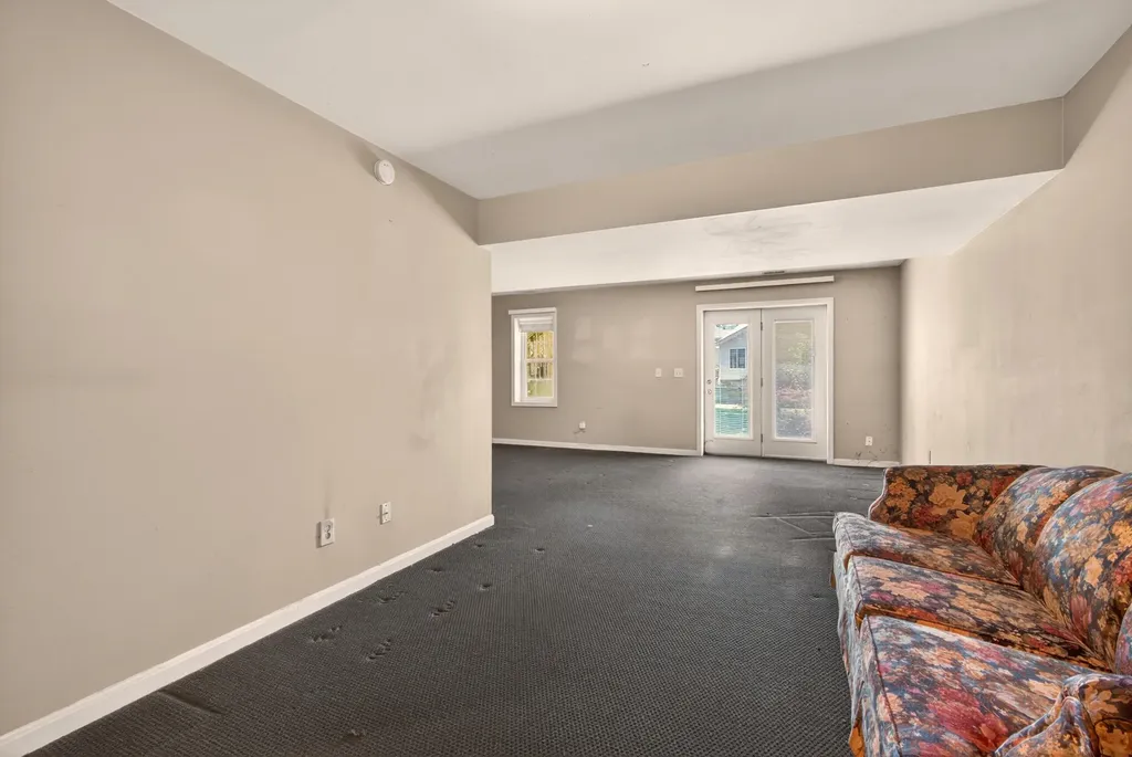 1005 Crimson Creek Drive Lexington KY 40509
