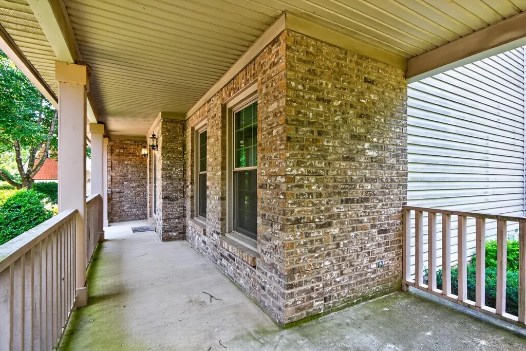 1005 Crimson Creek Drive Lexington KY 40509