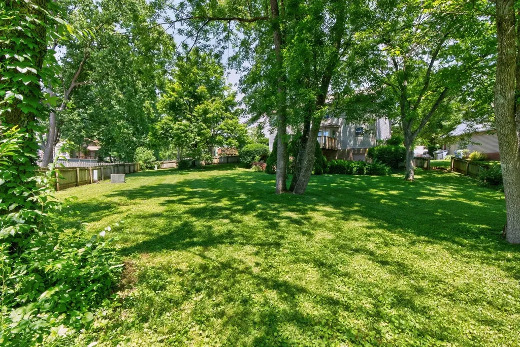 1005 Crimson Creek Drive Lexington KY 40509