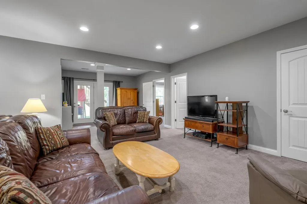 149 Rowanberry Drive Nicholasville KY 40356