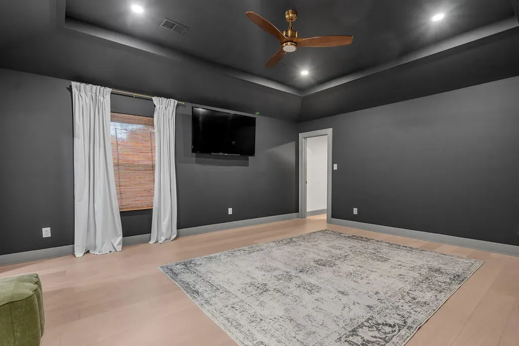 2004 Shadybrook Lane Lexington KY 40502