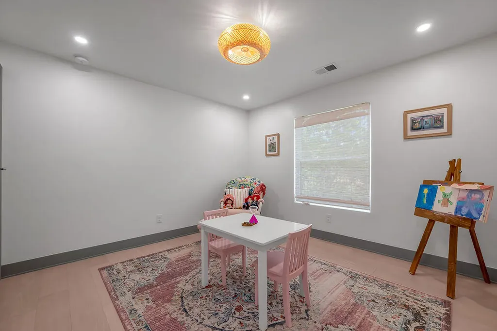 2004 Shadybrook Lane Lexington KY 40502