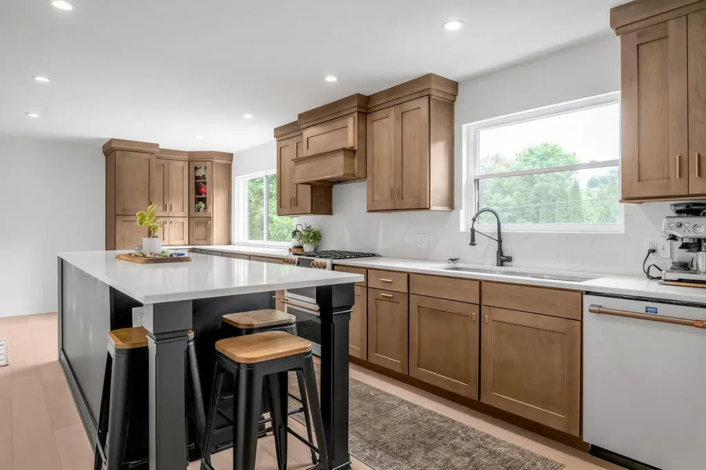 2004 Shadybrook Lane Lexington KY 40502