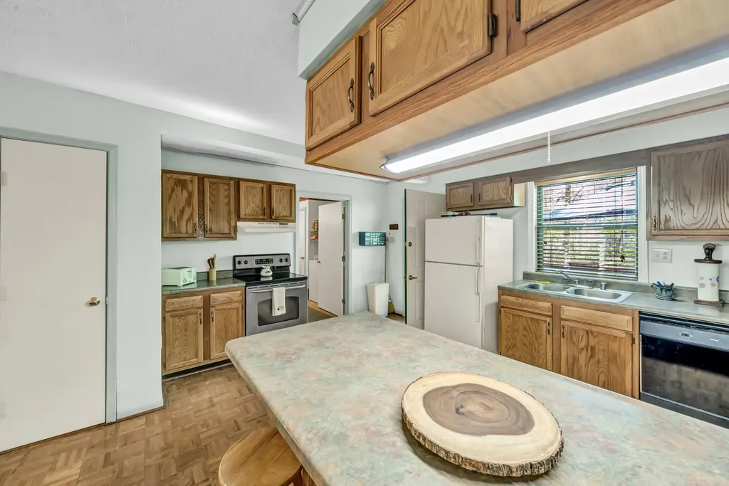 241 Whitts Acres Lane Wellington KY 40387