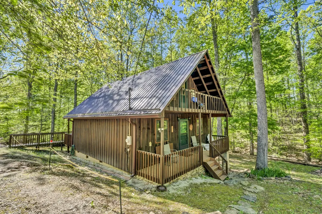 241 Whitts Acres Lane Wellington KY 40387
