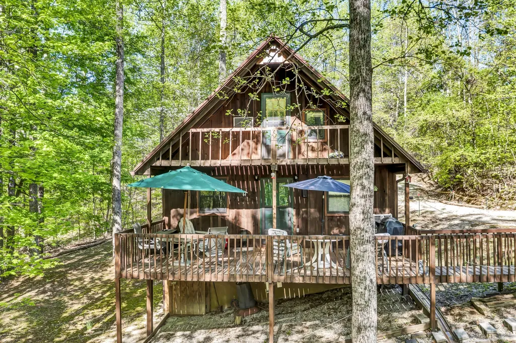 241 Whitts Acres Lane Wellington KY 40387