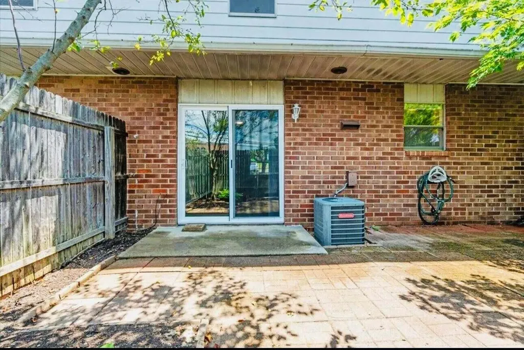 3500 Warwick Drive Lexington KY 40517