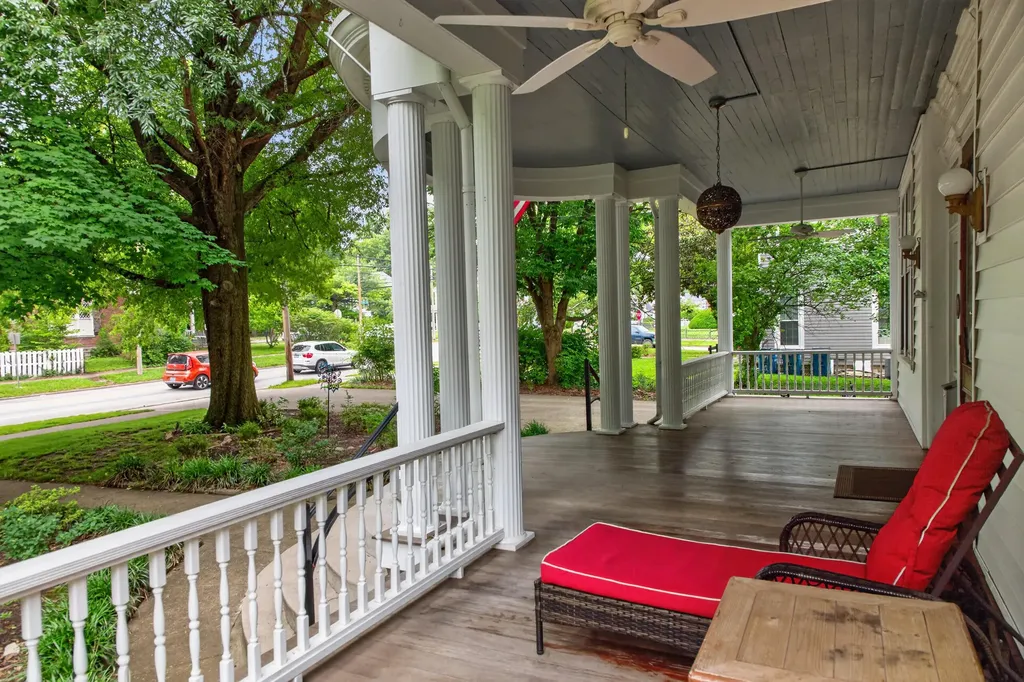 229 W Lexington Avenue Danville KY 40422