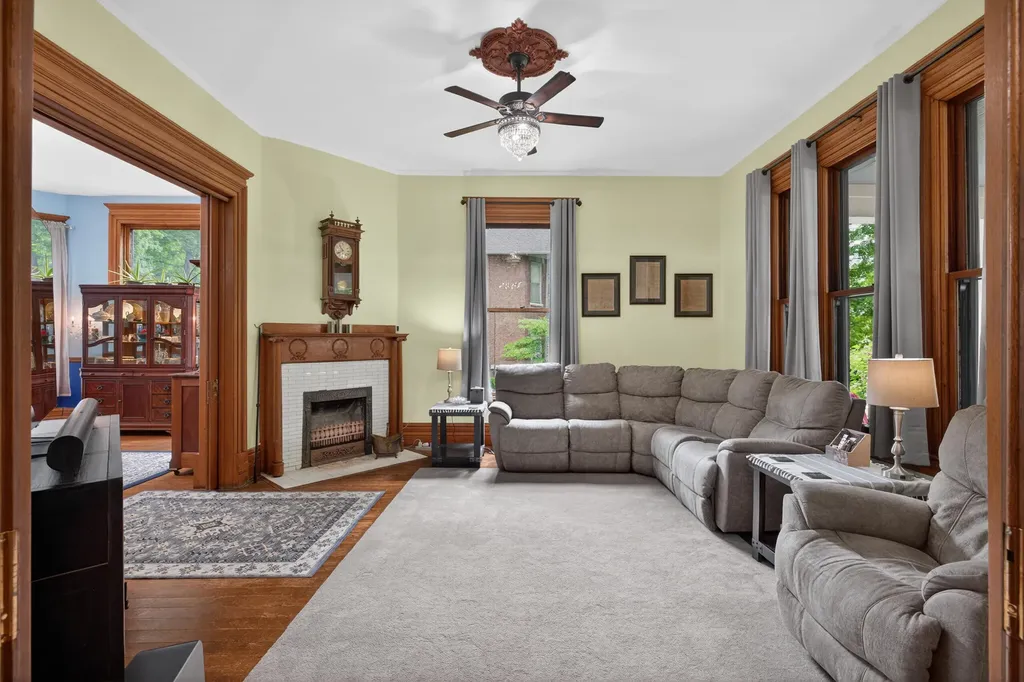229 W Lexington Avenue Danville KY 40422