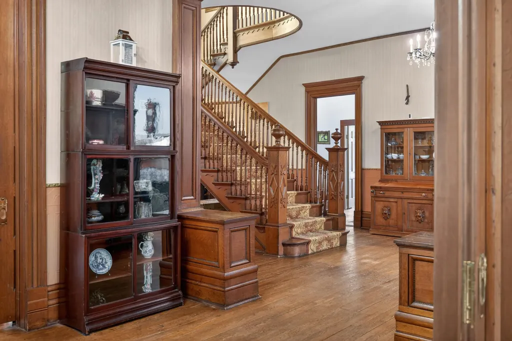 229 W Lexington Avenue Danville KY 40422