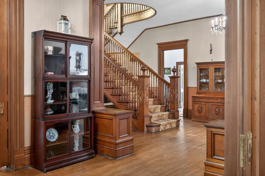 229 W Lexington Avenue Danville KY 40422