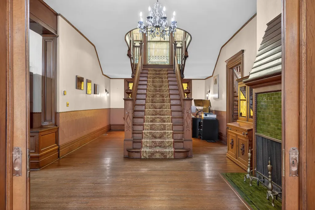 229 W Lexington Avenue Danville KY 40422