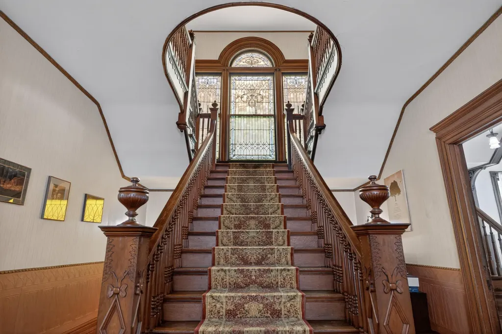 229 W Lexington Avenue Danville KY 40422