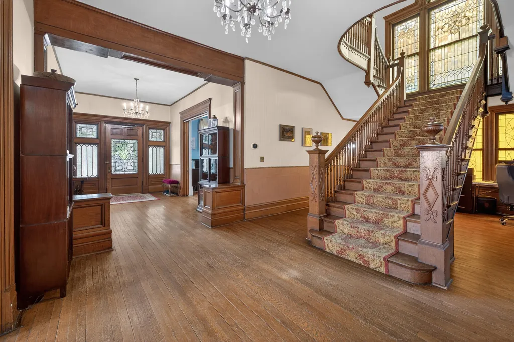 229 W Lexington Avenue Danville KY 40422