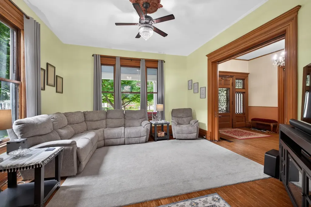 229 W Lexington Avenue Danville KY 40422
