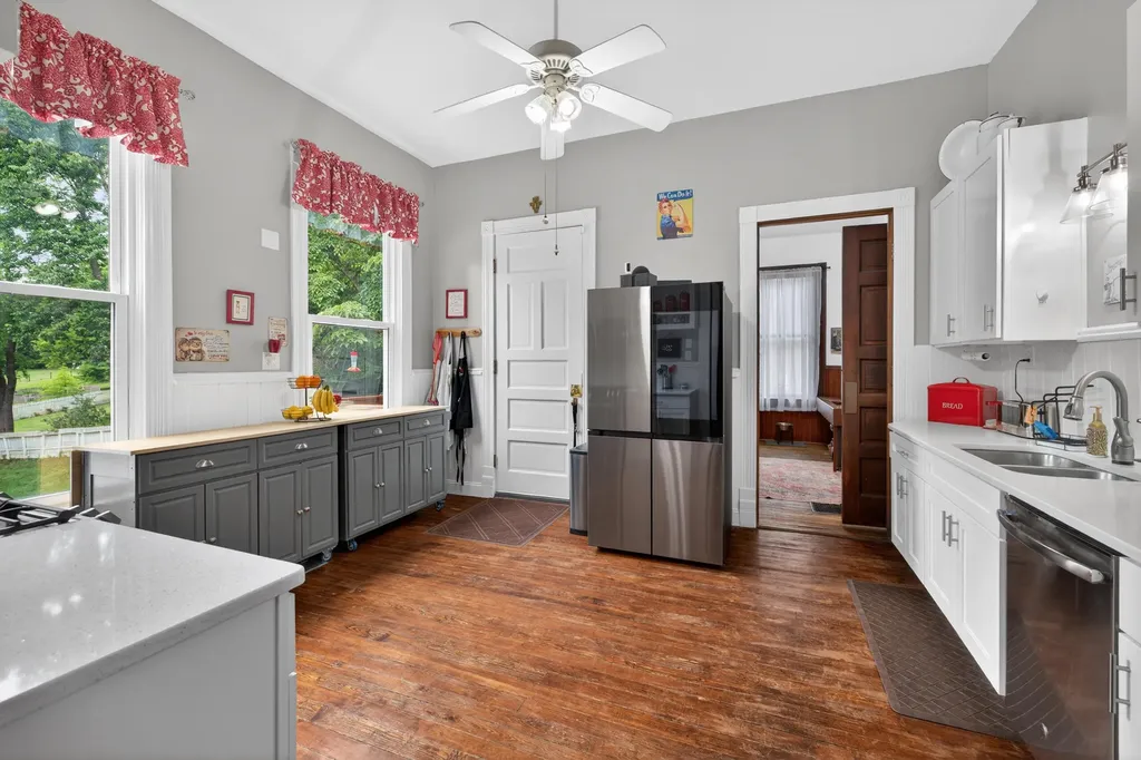 229 W Lexington Avenue Danville KY 40422