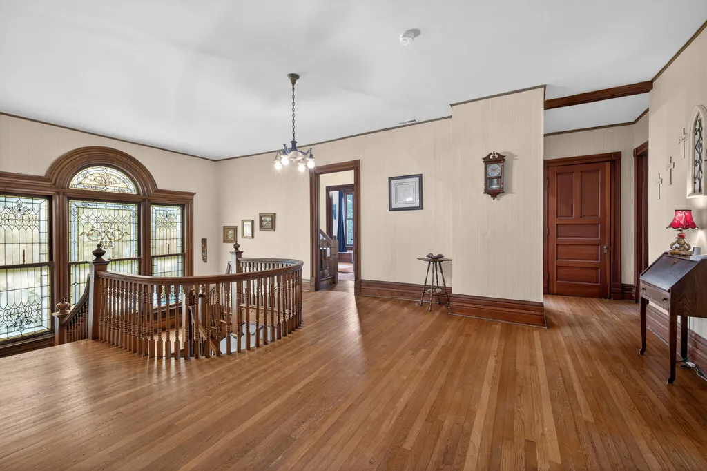 229 W Lexington Avenue Danville KY 40422