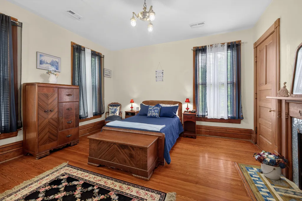 229 W Lexington Avenue Danville KY 40422