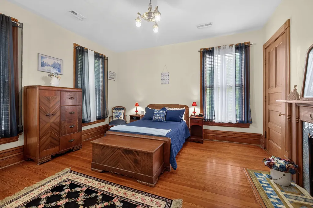 229 W Lexington Avenue Danville KY 40422