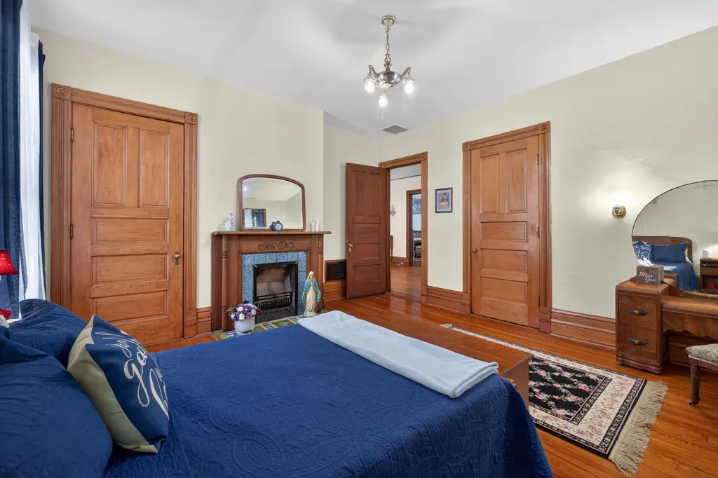 229 W Lexington Avenue Danville KY 40422
